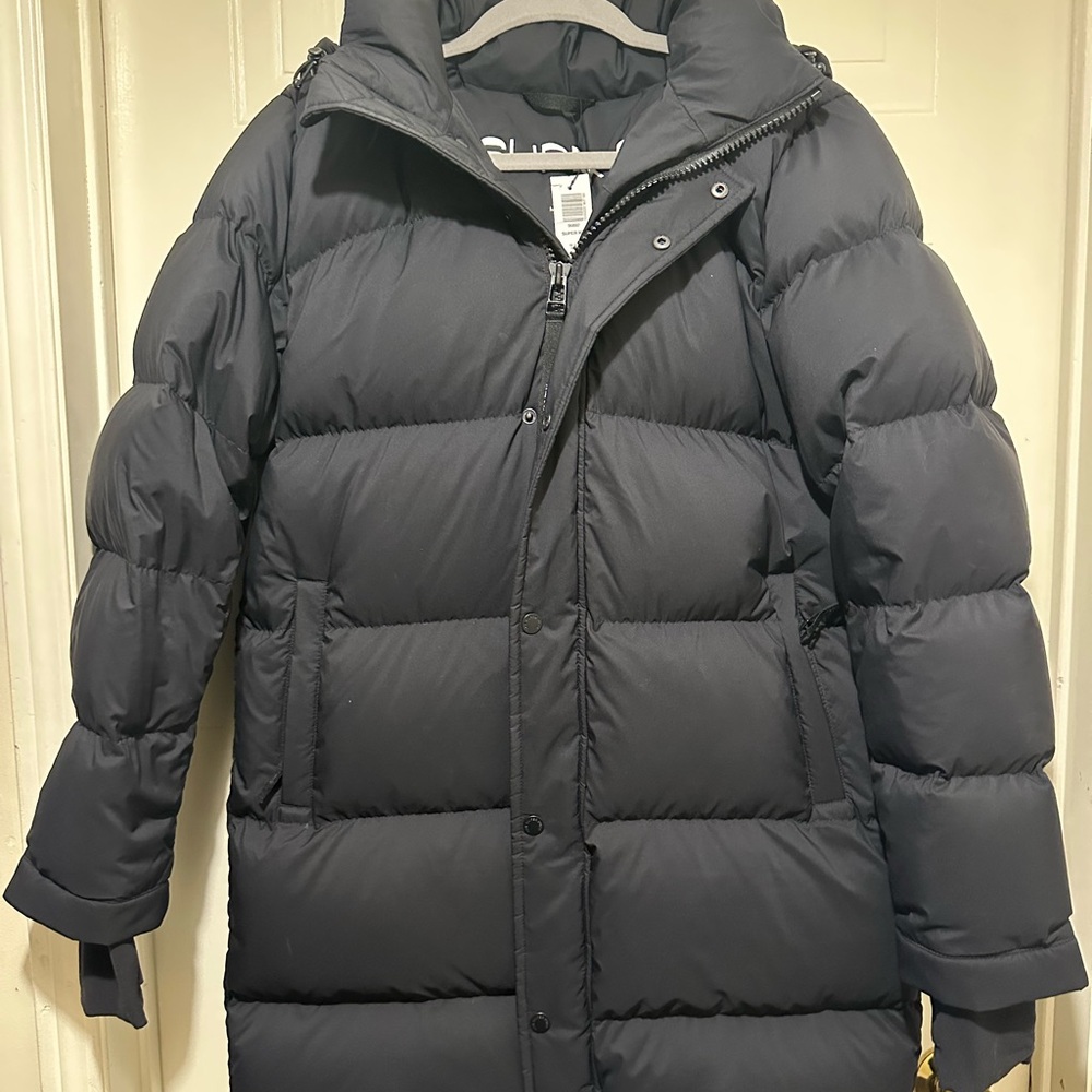 Aritzia Super Puff Mid Length Jacket